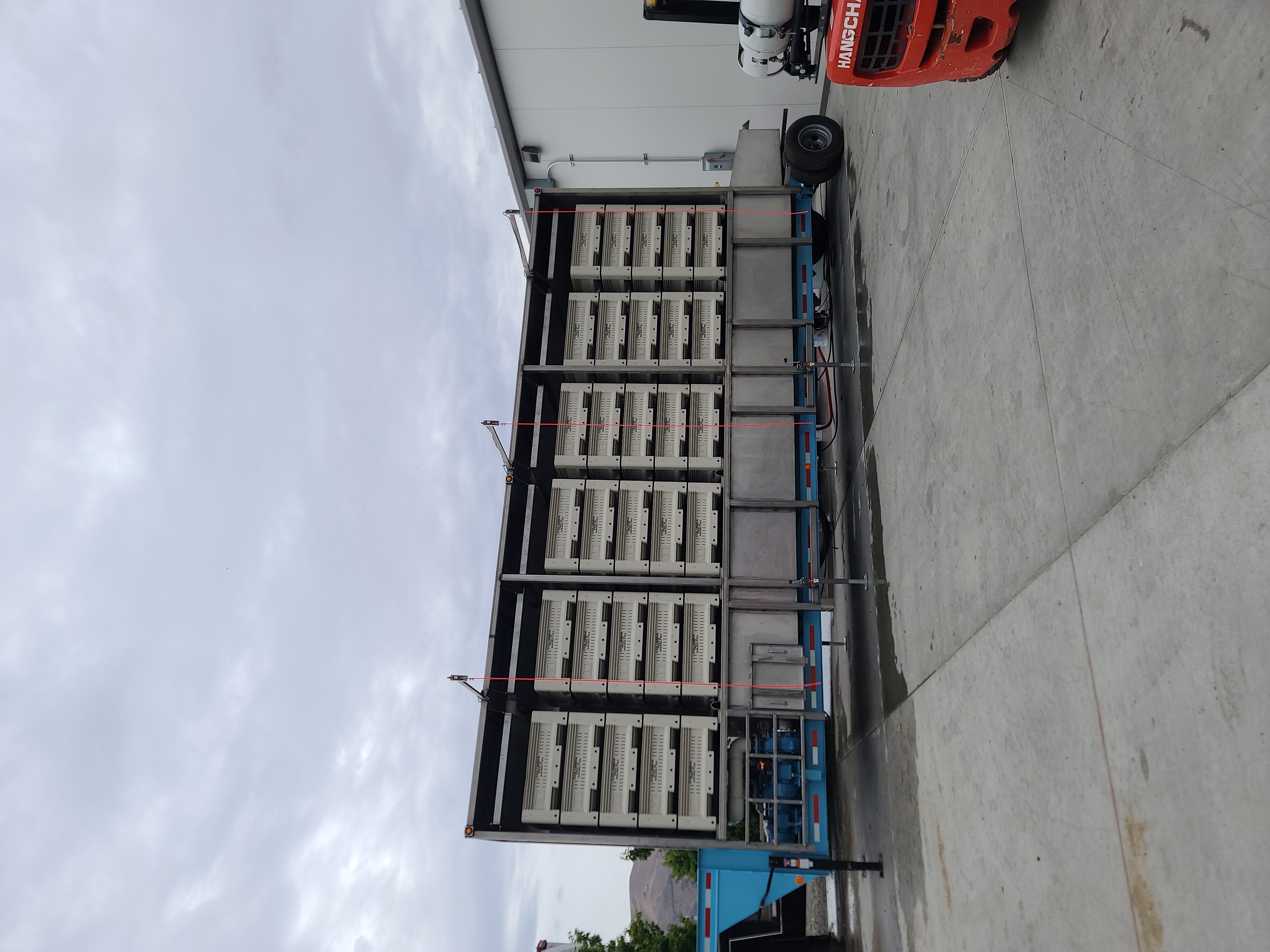 Batch hydrocooler system